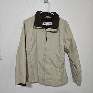 Columbia fleece like lining jacket size medium